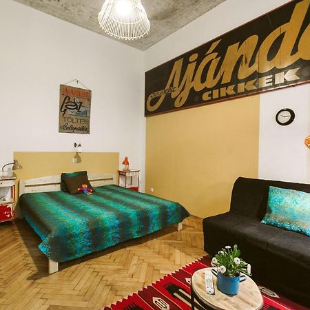 The Art Of Home Budapest Luaran gambar
