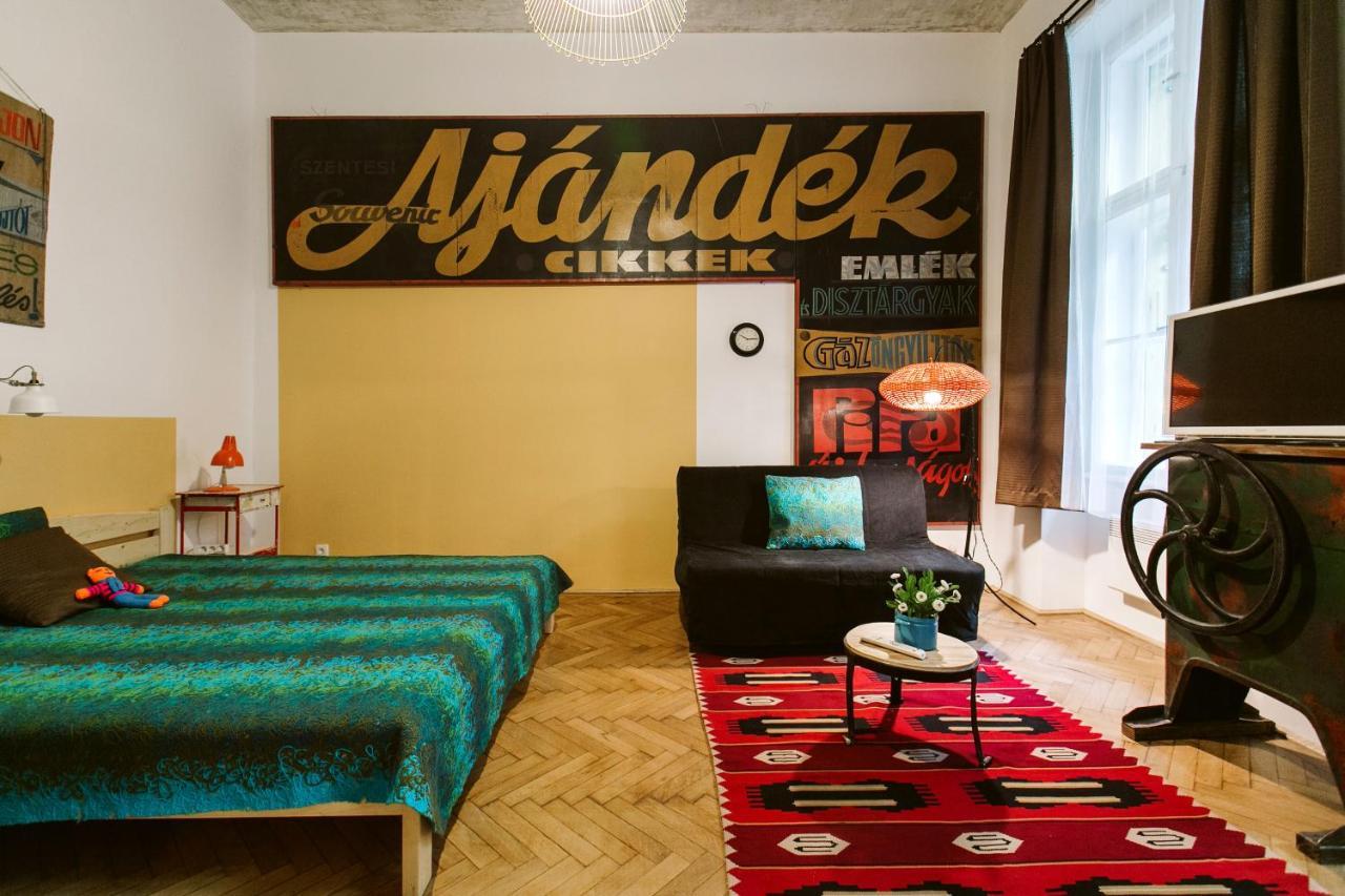 The Art Of Home Budapest Luaran gambar